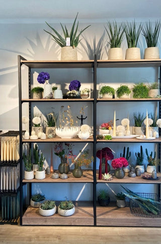 florist-shop-shelf